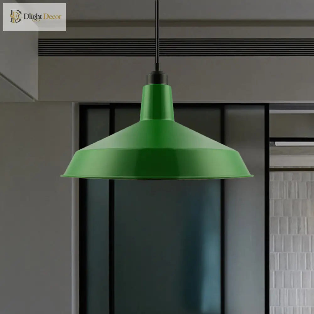 Verdant Glow: Vintage Charm With Modern Flexibility